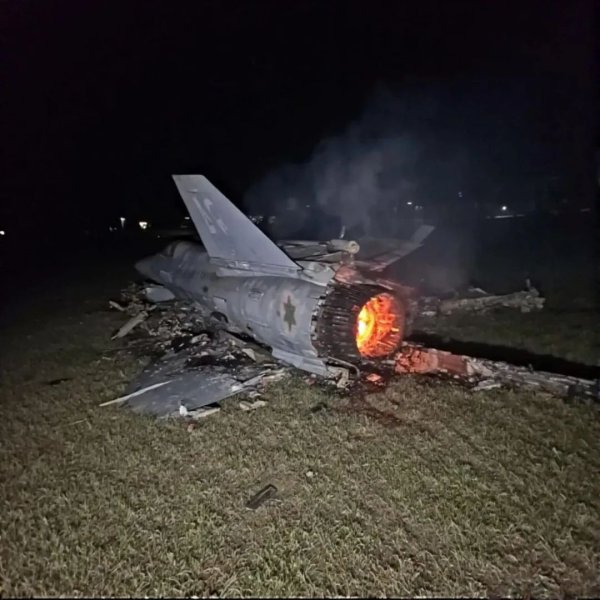 在线配资开户官网 “伊朗击落两架以色列F-35战机 并俘获一名飞行员！”伊朗媒体公布战机残骸照片